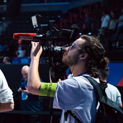 Journaliste 📺 @lachainelequipe / @beinsports_FR / @infosportplus / du 🎙️ pour @MatchEnDirectFr - formé à l'@IjbaOfficiel
