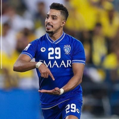 عاشق ومحب لكبير القارة الهلال 💙💙💙