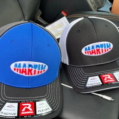 cardsfan2462's profile picture. 