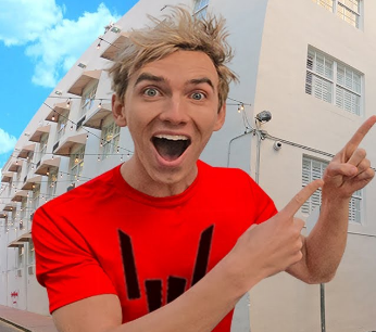 thestephshare1's profile picture. :)