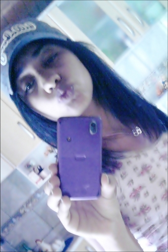 Acredite, você é maior do que tudo aquilo que te coloca para baixo
  Deus é mais sempre  ;*