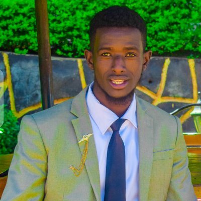 Abdulla48677578's profile picture. Political analyst