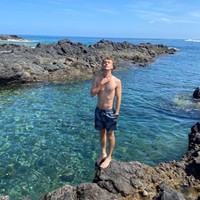 TheRealAlxx20's profile picture. 📸