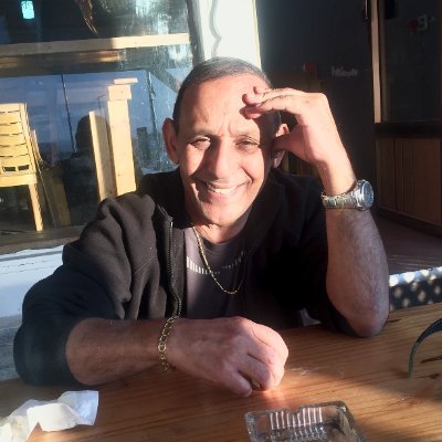 benymesuhlam's profile picture. חי טוב