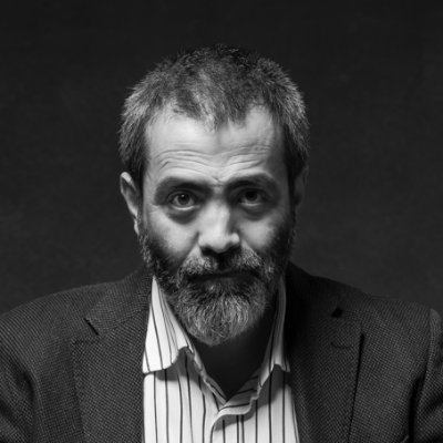 Lawyer (@istbarosu), Publisher (@tabiatkitap), father, ♊️, Serol Teber hayranı. #übertragung İletişim: PK 31 Beyoğlu