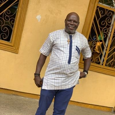Born in Monrovia.
Live in Liberia 🇱🇷 .
Father died in the Liberia civil war
Independent cargo Surveyor. Marine Survey, Cargo Handling