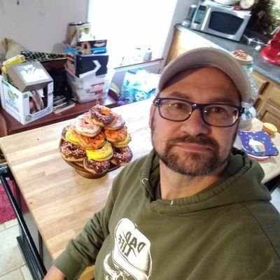 I am a Christian, husband, father, toy/#comicbook collector #hearttransplant recipient #foodvlogger #Instagram is @familyheartfunfood