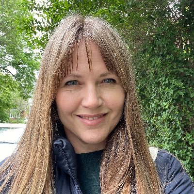 annadavies100's profile picture. Telly person, theatre fanatic, foodie, Europhile