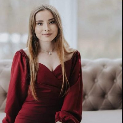Жизнь - это книга, и мы сами являемся авторами своей истории, выбирая слова и повороты сюжета.