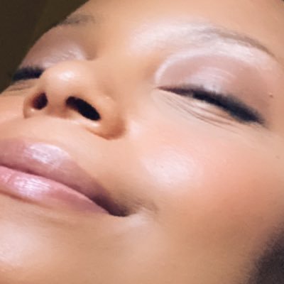 tillybuff's profile picture. smart and full of filth and joy.