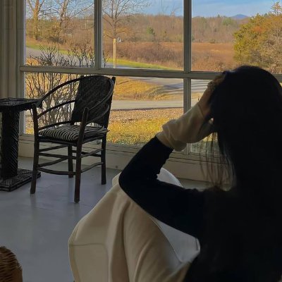 klaudiabakara's profile picture. It is only when we are lost that we begin to understand ourselves.