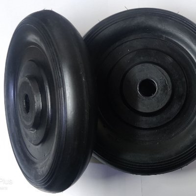 RubberworksR's profile picture. 