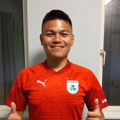 日々、精進しサッカーできる事に感謝してプレーしますのでよろしくお願いいたします。チームの為に全力を尽くします！！！

浦和東高校→FC ISE -SHIMA→アイデンティみらい→マルバ水戸FCセカンド

サッカースクールコーチ