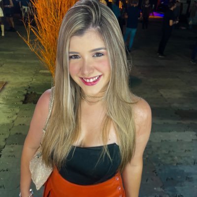 @santacruzfc 🇾🇪 Tricolor, clubista, apaixonada por futebol, por praticar esportes e viciada em competir