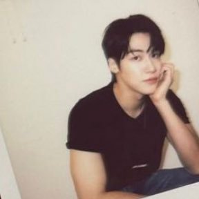 SHKKUUU's profile picture. 이승협 바이럴 계정