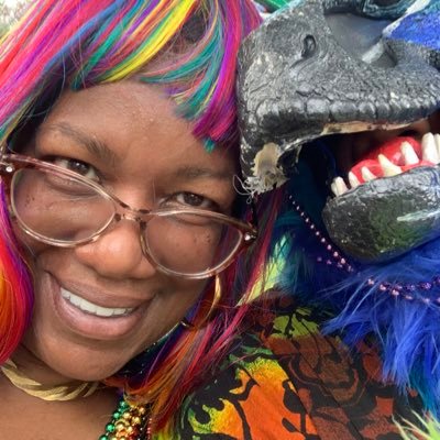 scarlyttwomyn's profile picture. 