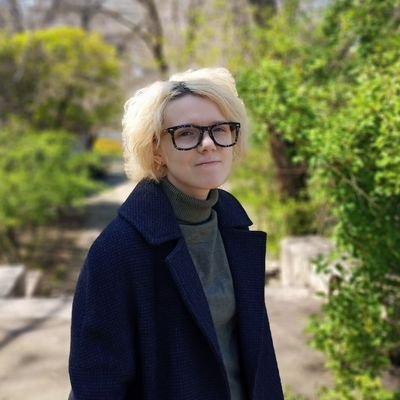 Ordinary human. Book lover. Tea addicted. Thin-blooded. Sleepyhead. Proud Ukrainian.