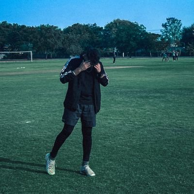 Priyansjh's profile picture. !Spinning electron in a quantum reality!

https://t.co/T0NdBjJr6f