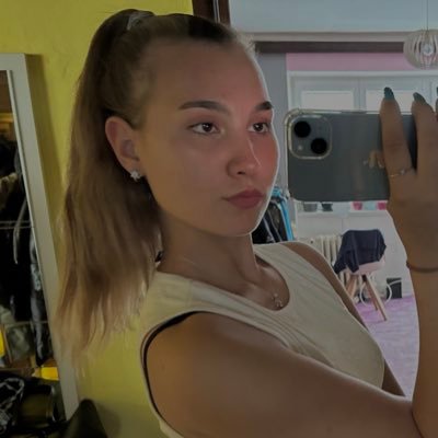 lucyy_pucyy's profile picture. zdravim vas