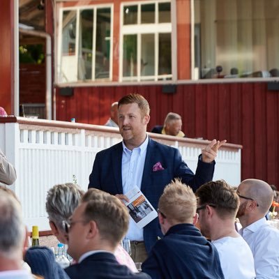 Commercial Manager @ Klampenborg Galopbane | Cycling | Football | Globetrotter🌎