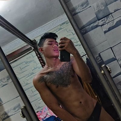 borntodie981's profile picture. 