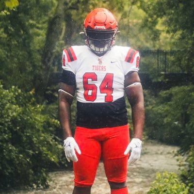 God First•Guard/DT (260 lbs,6’1) Class Of 2025🎓 South View High school Cell PhoneNumber-276-346-6483 via email d1lapointe75@gmail.com