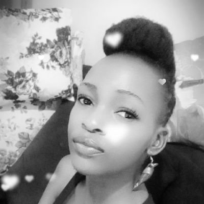 Roselin82467407's profile picture. 