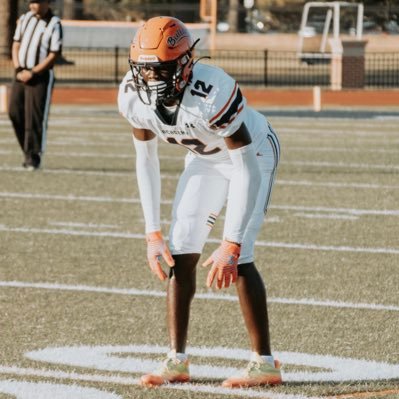 6’0 185lbs | Norfolk Academy ‘24| DB/WR | 3 Sport Athlete |📍757 | insta: _zah1rrrr