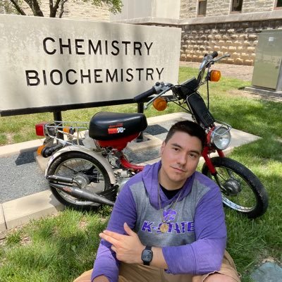 larrythewarrior's profile picture. Sanctimonious 🇲🇽🇺🇸 pharmacologist || Super Postdoc @Scripps, PhD'd @USC, BSc'd @KSU, and ASc'd @DC3 || Proteomics, drugs, comedy, mopeds, ΣΛΒ, & hiphop