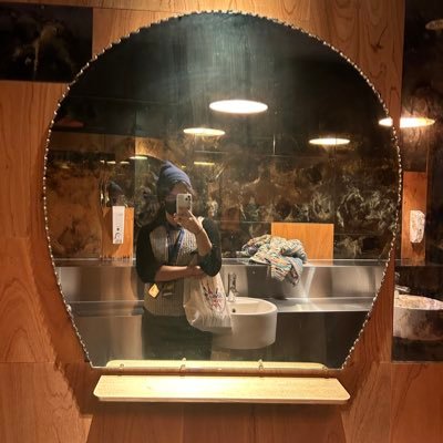 clbisme's profile picture. she/they, can make a pretty decent coffee ☕️ 🏳️‍🌈 🍉