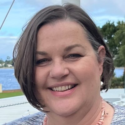 HobartBooklover's profile picture. Booklover, media tragic, Librarian