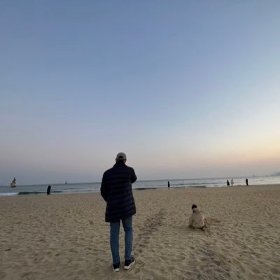 Бүхнийг мэдэгч биш болохоор мэдэх гээд асуугаад байдаг шүү. Битгий загнаарай мундагуудаа зүрх2