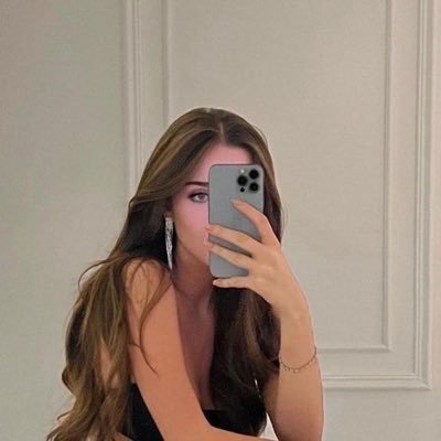 arwa197s's profile picture. احرص على ماينفعك واستعن بالله ولا تعجز .