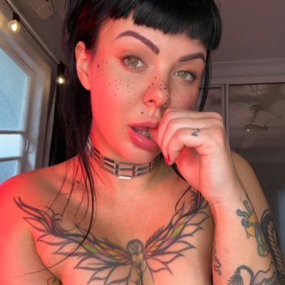 fiery, all natural, suburban succubus ❤️‍🔥 txt me for bookings: 0452 583 271