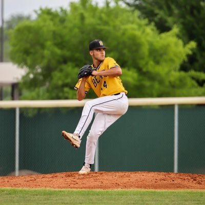 Adrian Vasquez Profile