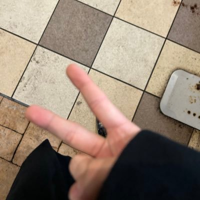 White_mocha05's profile picture. 05/INFP-T/OD/🗝@ecy_Ux_xU_o0