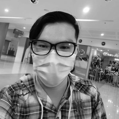 ssheda's profile picture. free thinker/rebel/chatterbox/ twit fan
https://t.co/MrhWFeR0wq

(P.S.: I'm manly yet gentle.)