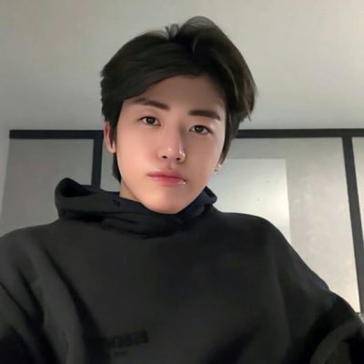 kinak4bag's profile picture. usok break?