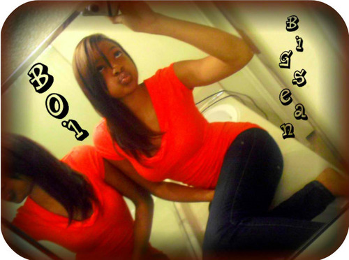 I Love Chris Brown ^_^ ! POINT-BLANK-PERIOD! iM oUt Of Th3 bLu3 ;p (CHICO)...I Rep the N.O. Enough Said. . .Follow The FUTURE!  =D