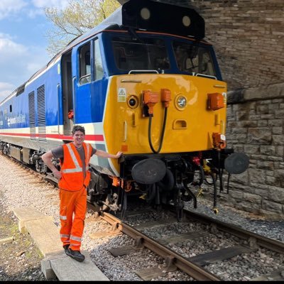 volunteer on class 50021 & 50026