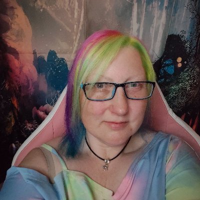 I am a magical Unicorn twitch streamer, puzzle, indie, horror and community games. Mental health and LGBTQ+ safe zone https://t.co/xW5A1Pk3tO