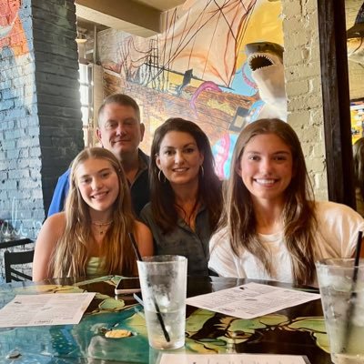 429040's profile picture. 