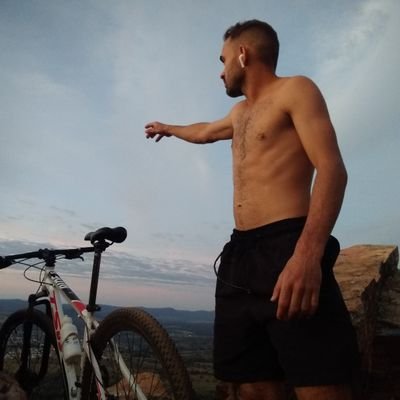 RayAndr69862275's profile picture. S.P.F.C
o melhor time do mundo ♥️🤍🖤
o melhor da vida e viver👉👈💶
🎶eu sobrevivi até aqui ...tenho história pra conta..?🎶
3filhos
I.🕊️🖤
A.B.🧬🤍
A.L.👣♥️