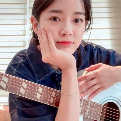 'Top or Cliff' Official M/V Teaser
▶ https://t.co/gbrU3ZSTsb
▶ https://t.co/sOoyCmEbLj
🎧 2023. 09. 04. 6PM (KST)
#김세정 #KIMSEJEONG
#세정 #SEJEONG
#1