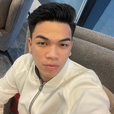 arki__________v's profile picture. reconnecting…                                                                   bili kayo shirt ko @invincibilitees sa epbi