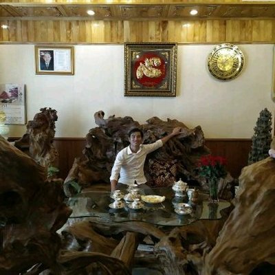 Yolondac9wd6g7's profile picture. Things in China