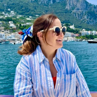 ashpearlman's profile picture. Tar Heel 🐑 • Comms at @Cisco 👩🏻‍💻• List maker, coffee drinker, frequent flyer, toddler mom • Fan of good books & bad reality TV