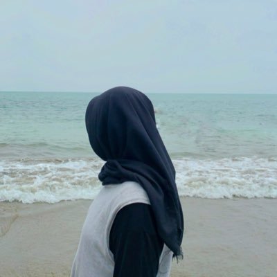 naypiey's profile picture. 