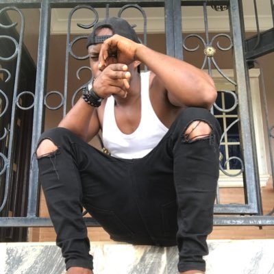 festeeval_'s profile picture. #LFC🔴  calm like Virgil🀄 still learning ‘bout life 📖 …