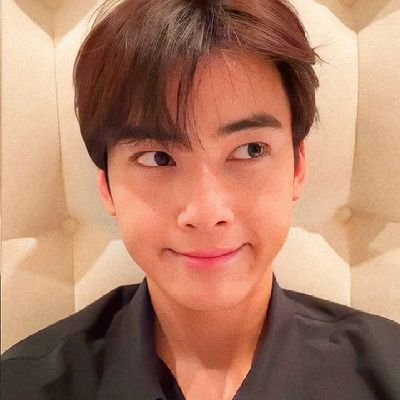 LillyNaval's profile picture. 